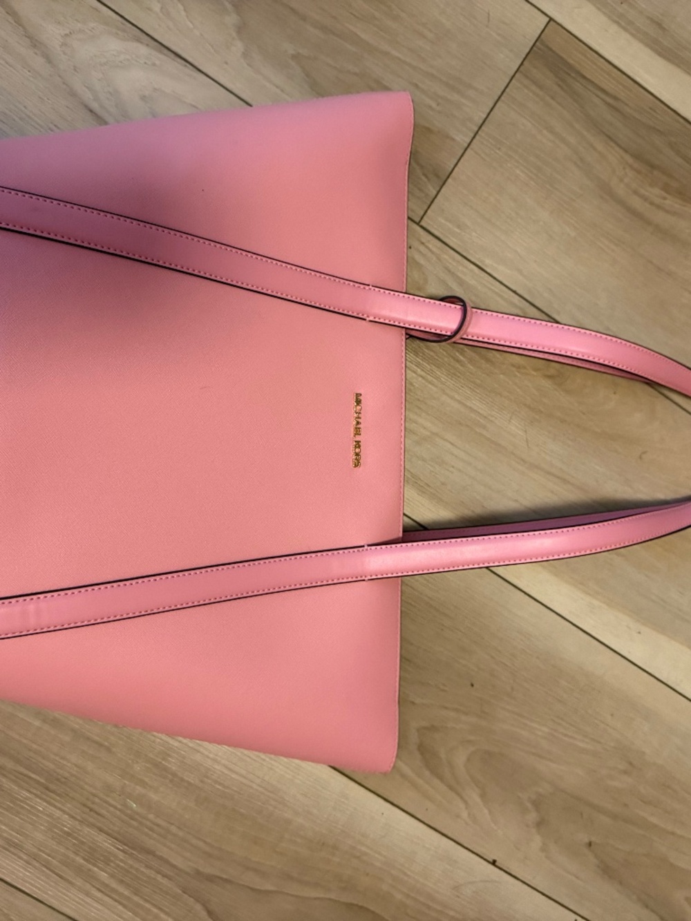 ✨ Michael Kors Pink Tote Bag